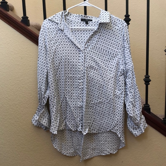 Velvet Heart Tops - Velvet Heart white button up blouse